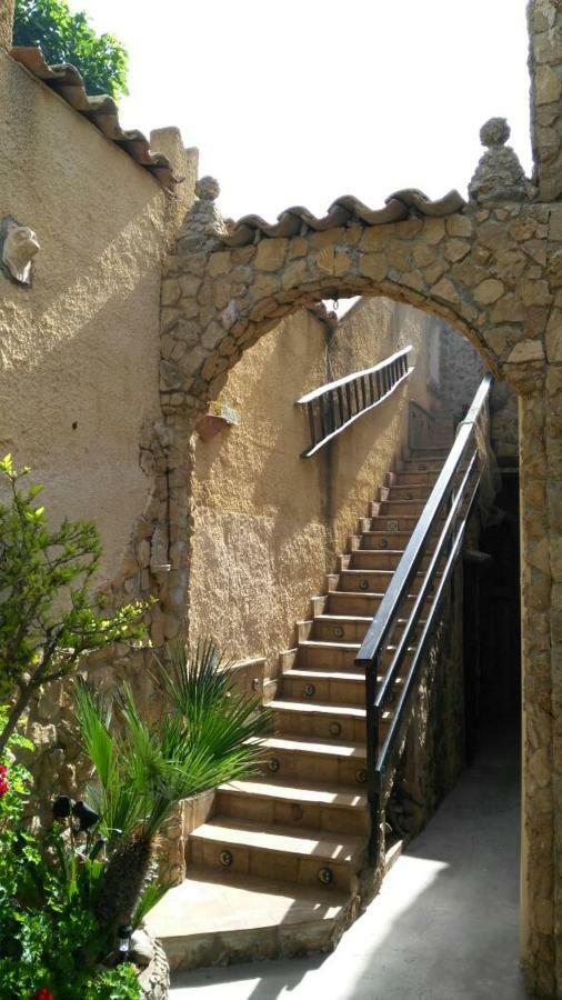 Casa Vacanze Mediterraneo Villa Тре Фонтане Екстериор снимка