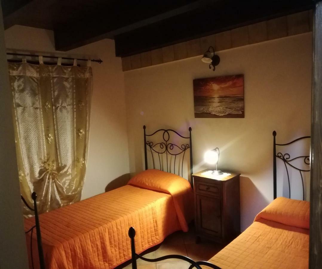 Casa Vacanze Mediterraneo Villa Тре Фонтане Екстериор снимка